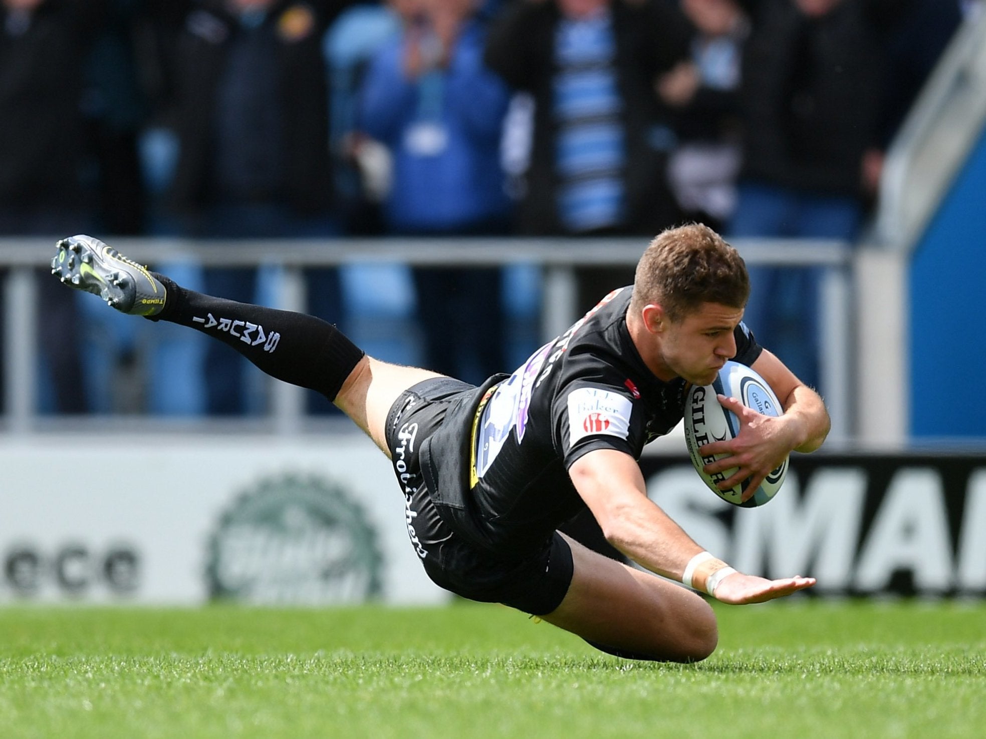 Exeter Chiefs Signed Blue Shirt Premiership Squad