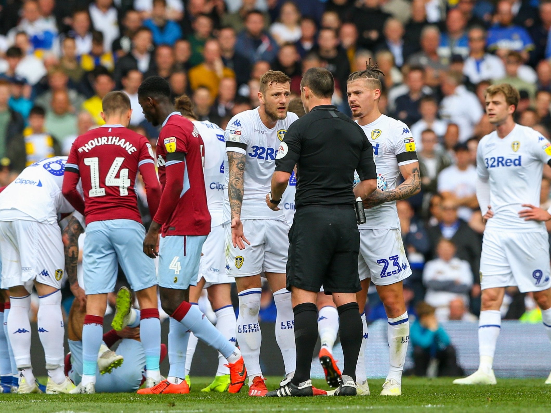 Leeds and Villas six minutes of madness Is this footballs most extraordinary passage of play ever? The Independent The Independent