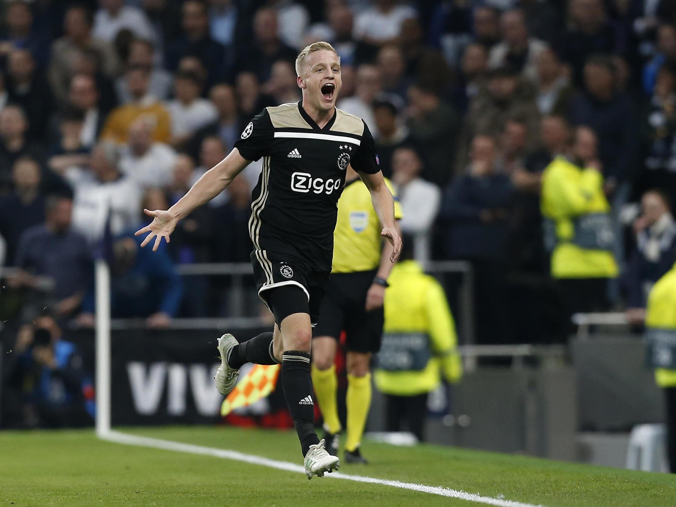 Donny van de Beek celebrates putting Ajax ahead