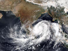 800,000 evacuated from homes in India as huge storm heads for coast