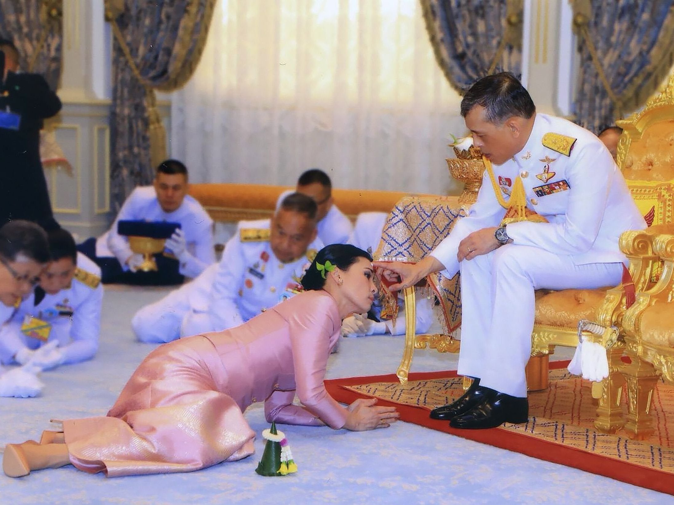 Royal King Sex Videos - Thai king Vajiralongkorn marries bodyguard making her queen | The ...