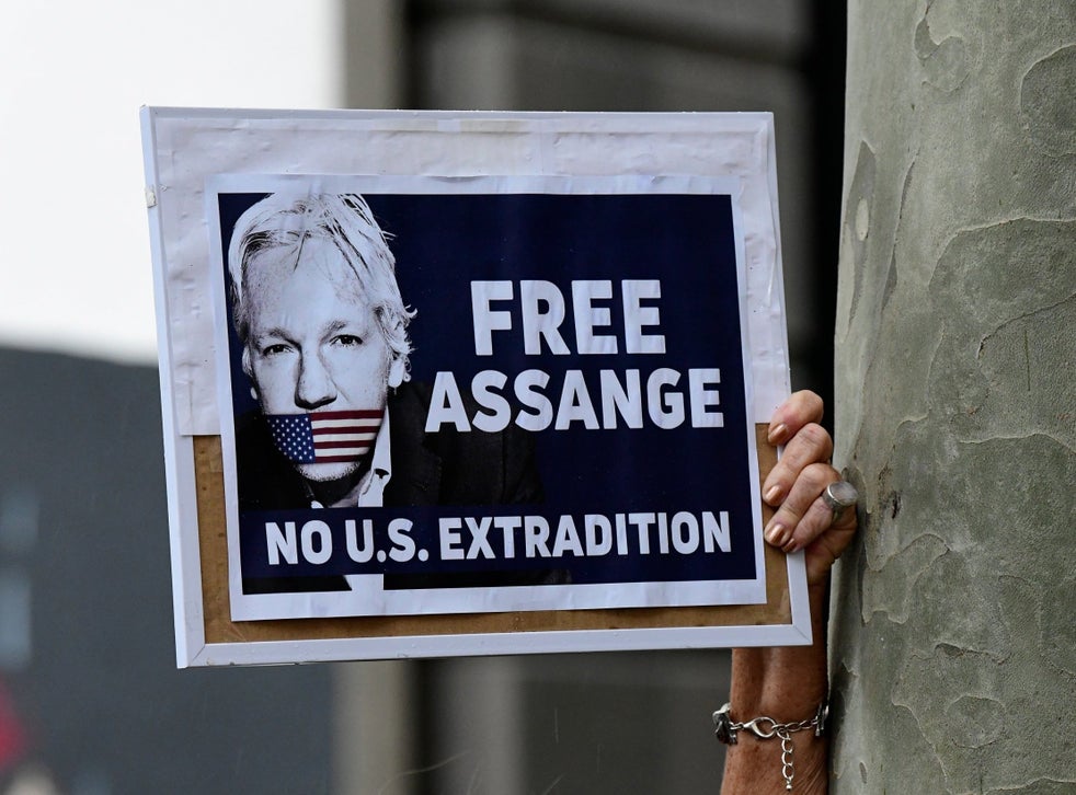 As An American Lawyer I Don T Want To See Julian Assange Extradited To My Country The Independent The Independent