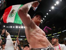 Canelo Alvarez defeats Jacobs to win middleweight unification bout