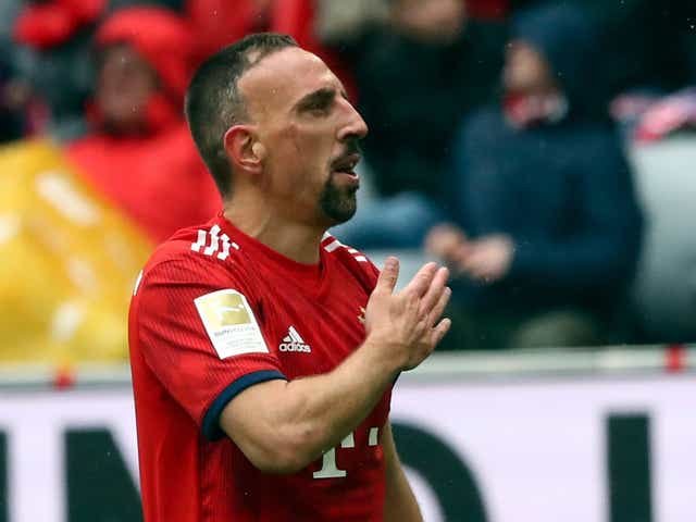 Franck Ribery applauds the Bayern fans