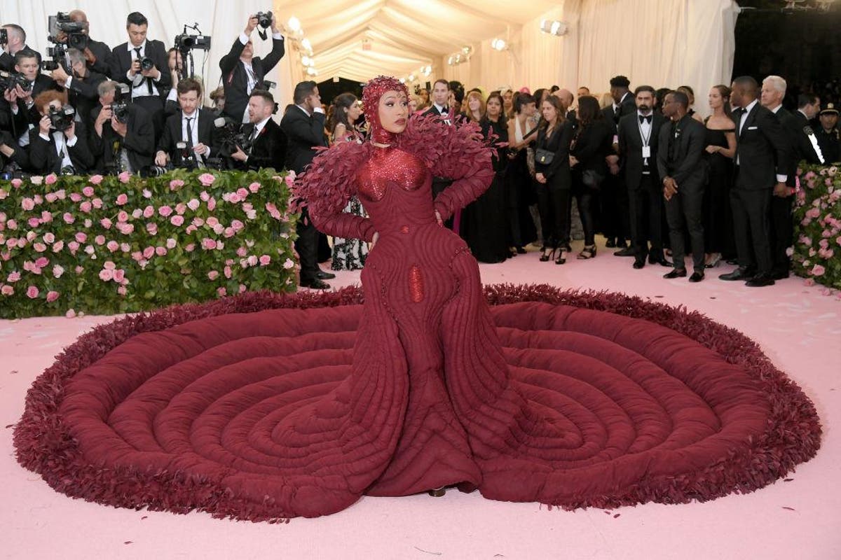 Met Gala 2019 Cardi B shuts down the red carpet in dress that took