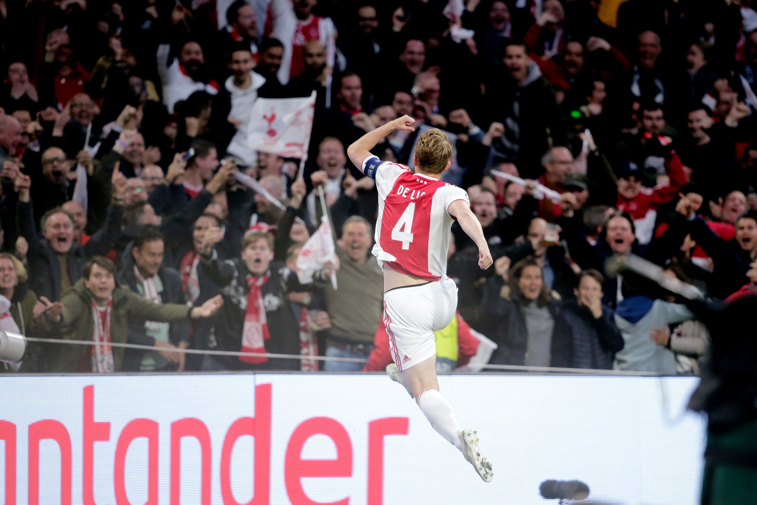 Matthijs De Ligt celebrates scoring the opener (Getty)