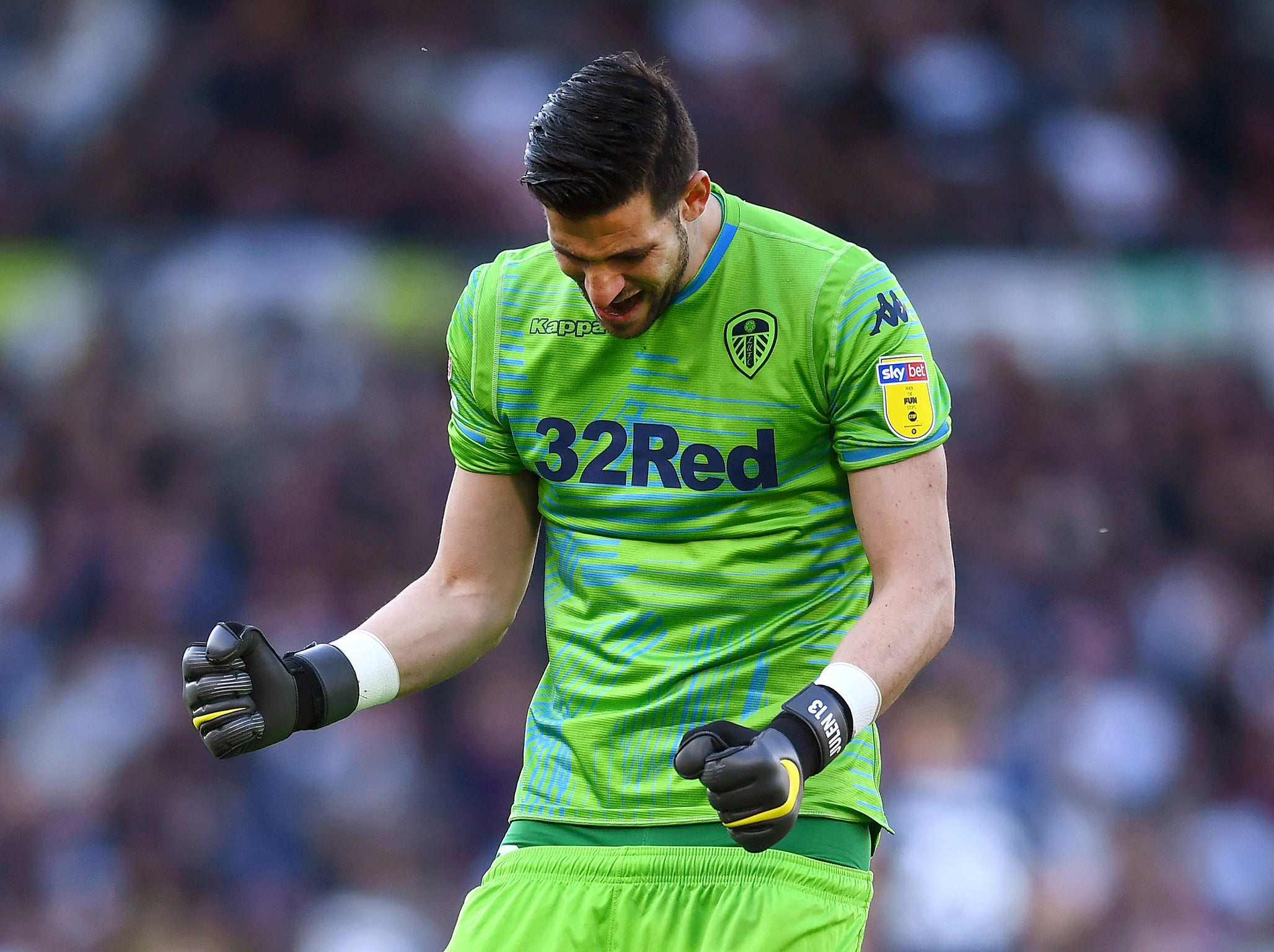 Kiko Casilla of Leeds United celebrates