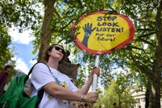 Thousands of mothers demand urgent climate action in London