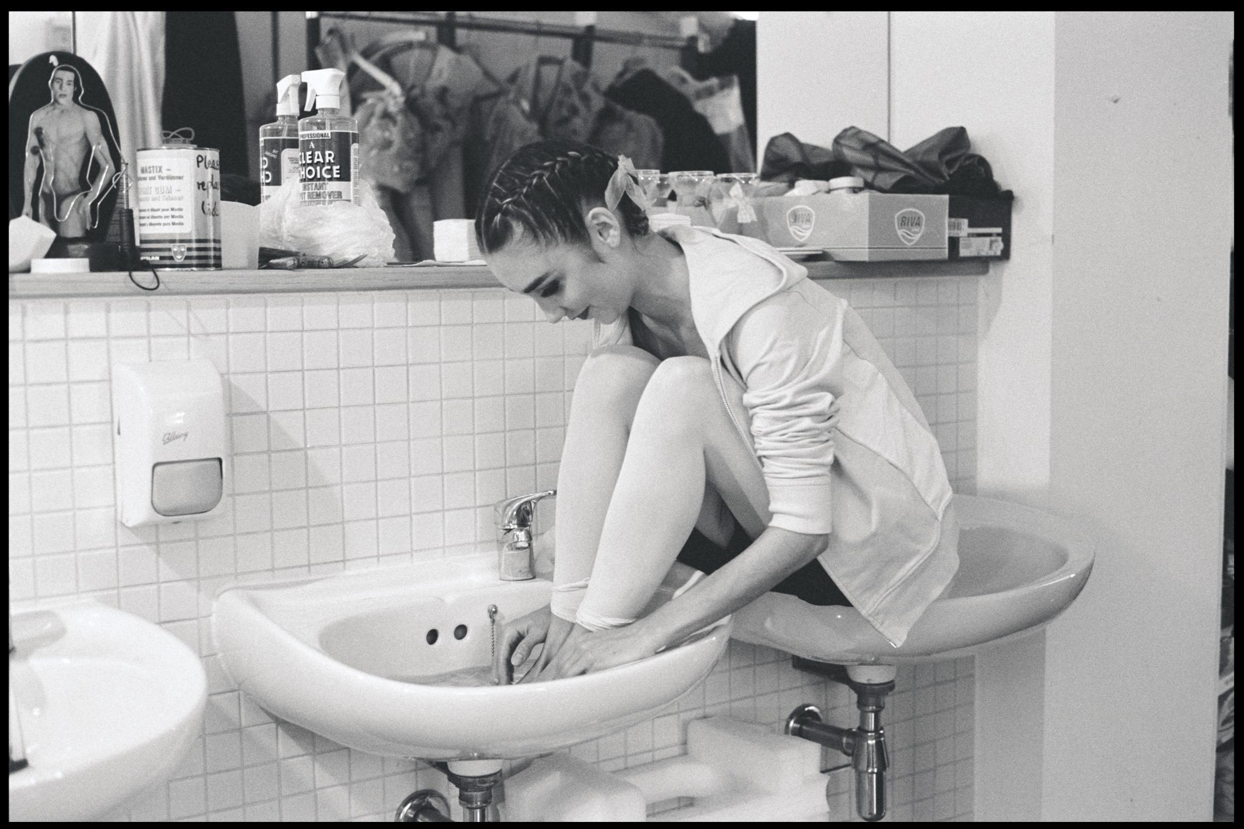 Ballerina in Sink, 2004