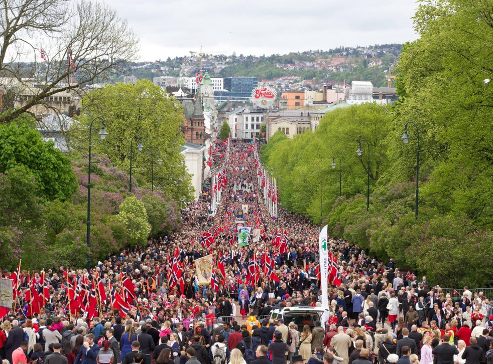 Norway Day How the country celebrates national holiday with flags, hot