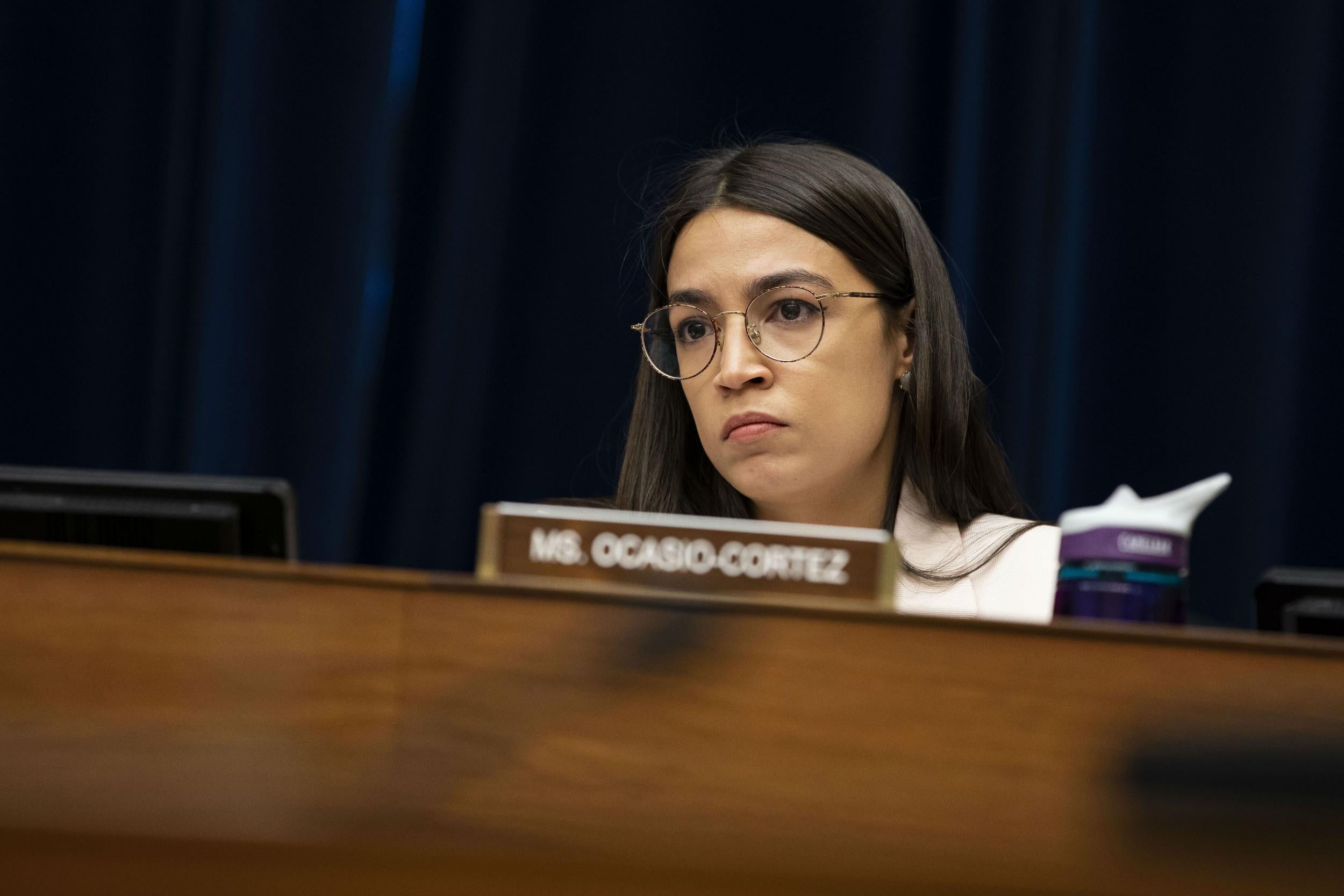 AOC asks pharma CEO why $2,000 HIV drug costs just $8 in Australia: 'People are dying for no reason'