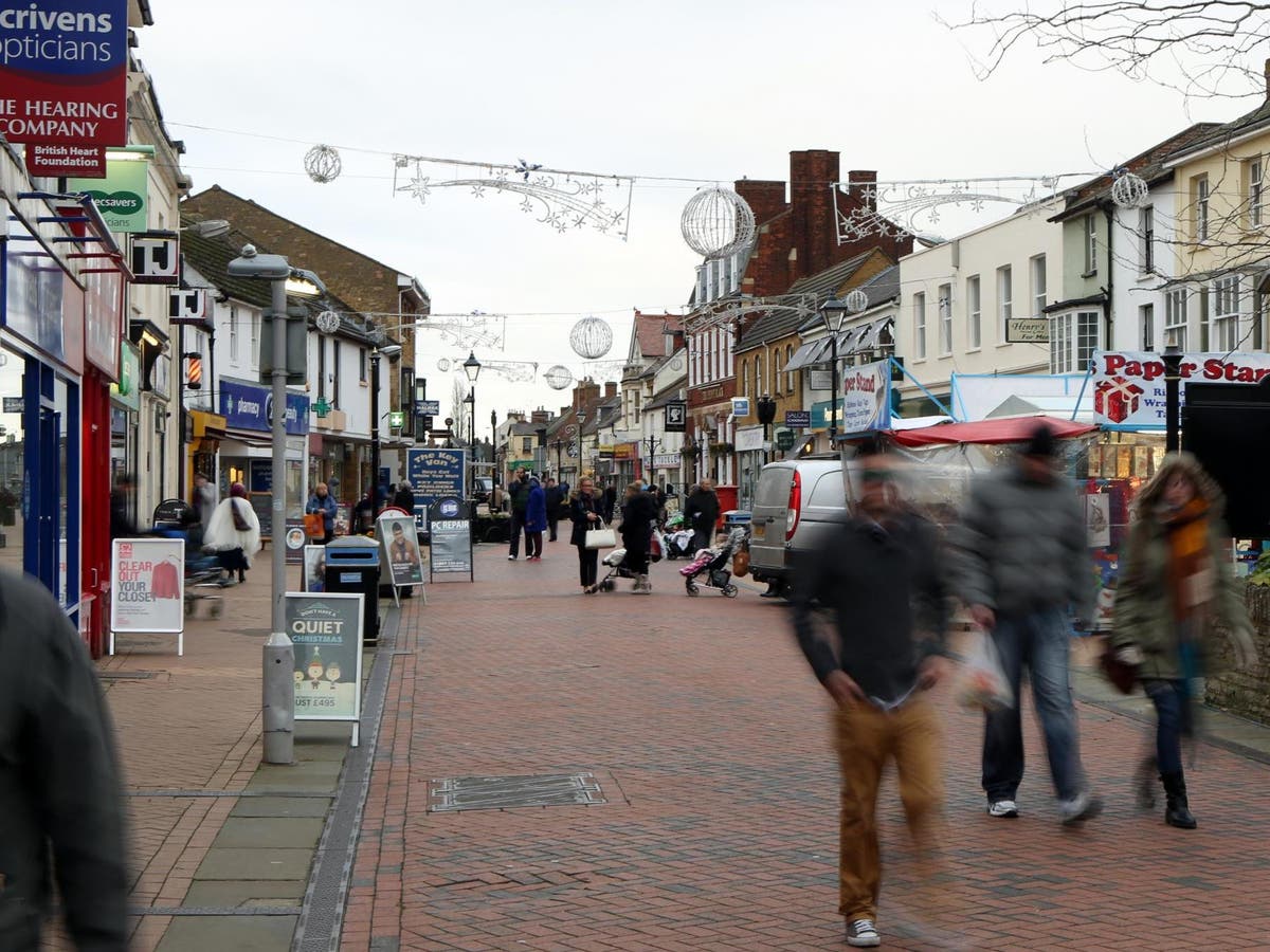 Police appeal for witnesses after video shared of ‘public sex act’ | The Independent | The Independent
