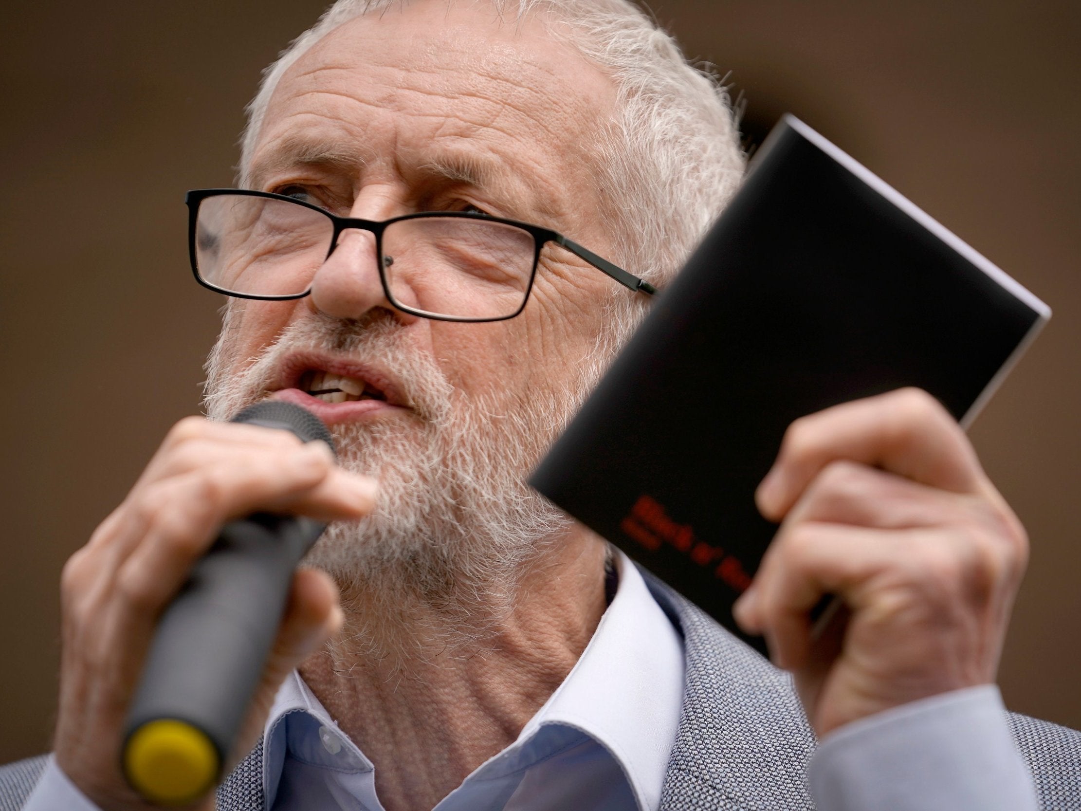 Labour party leader Jeremy Corbyn addresses a European Parliament election campaign rally in Derby Parkon