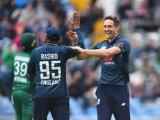 Woakes’ five-wicket haul completes England’s series win over Pakistan