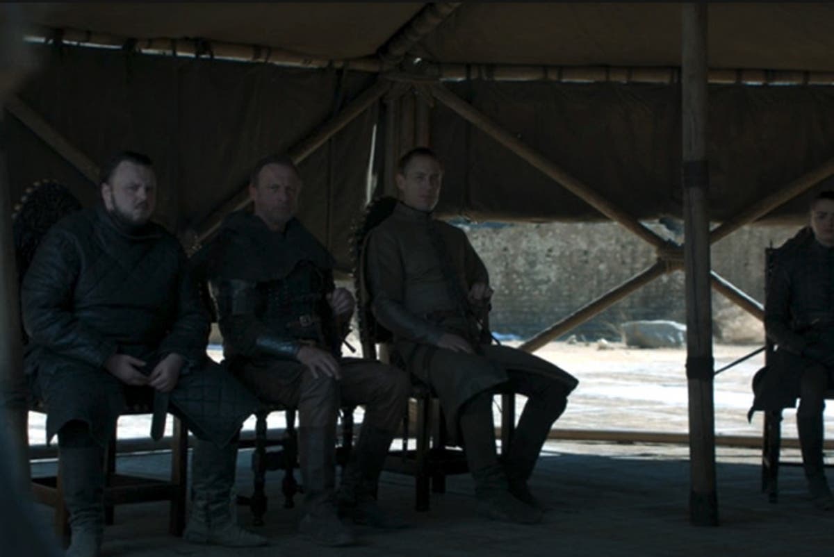 Water bottle spotted in crucial scene during final <b>Game</b> of Thrones episode.