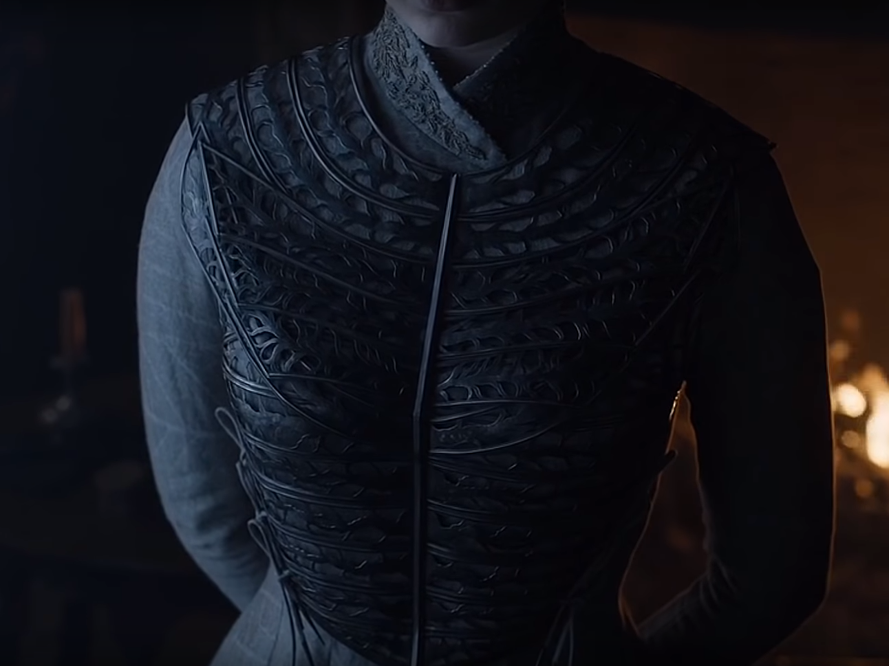 Sansa's breast plate features a tree branch design, which could symbolise the Weirwood tree in Winterfell