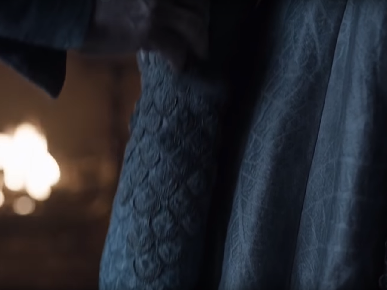 Sansa's sleeves pay?tribute to the House of her mother, Catelyn Stark