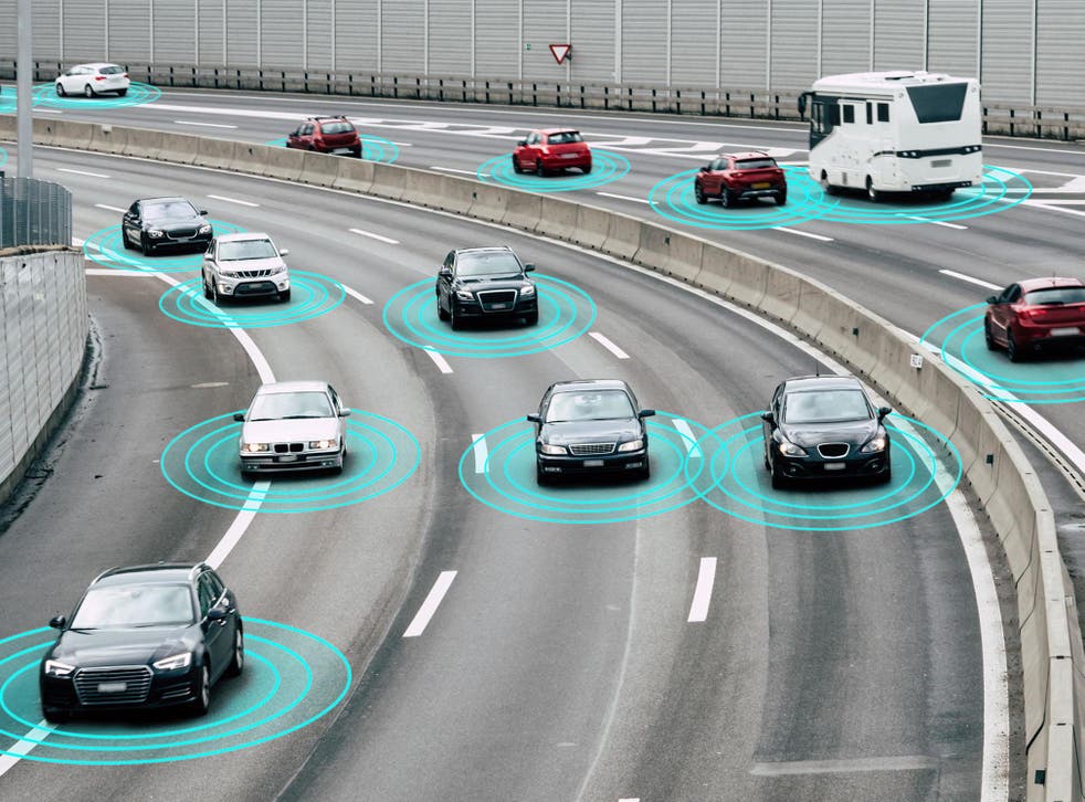 Xe tự lái được kết nối thông qua công nghệ không dây và sử dụng trí tuệ nhân tạo