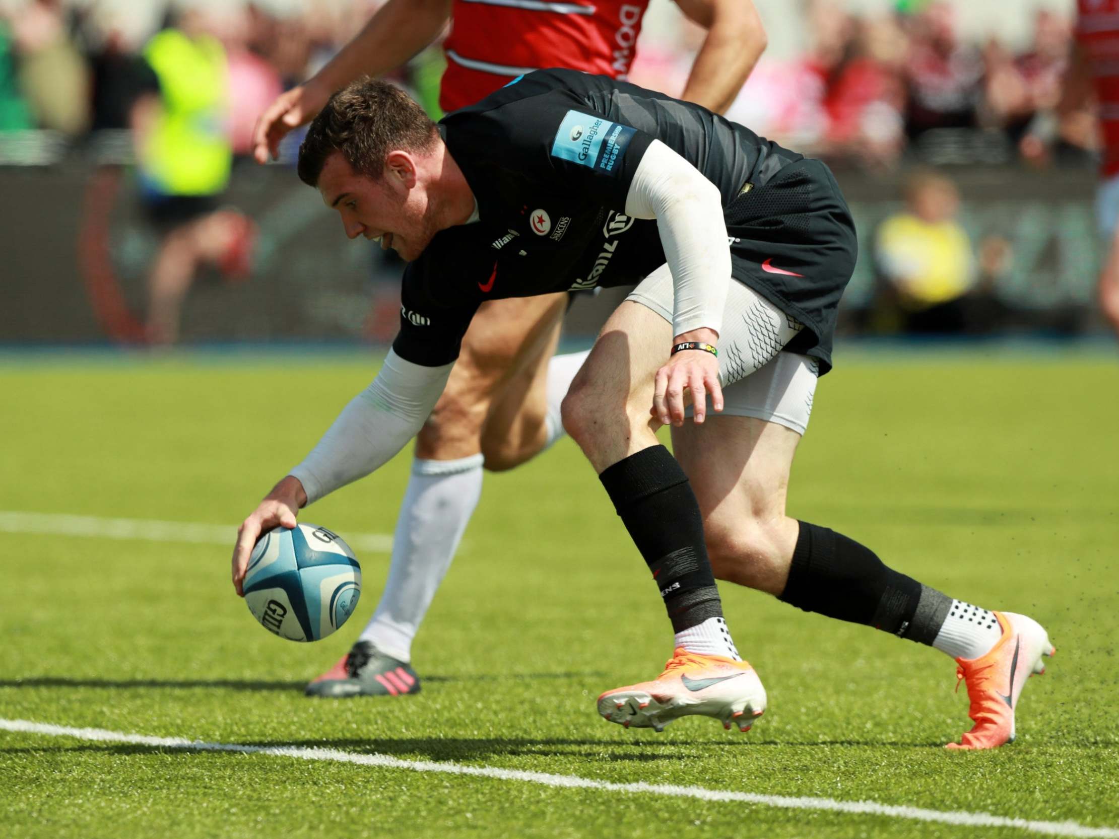 Ben Spencer touches down for Saracens’ second try