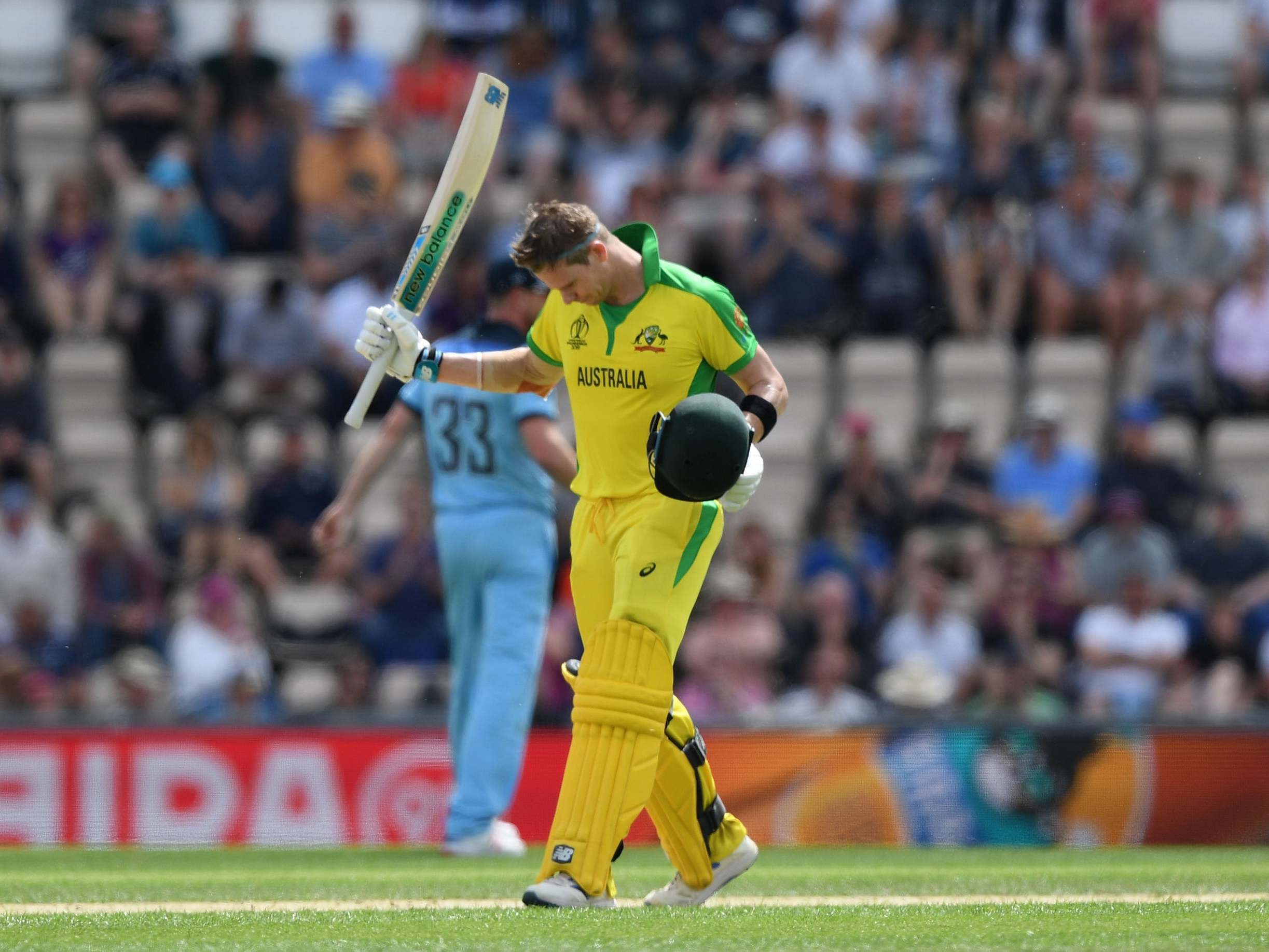 Steve Smith celebrates his century