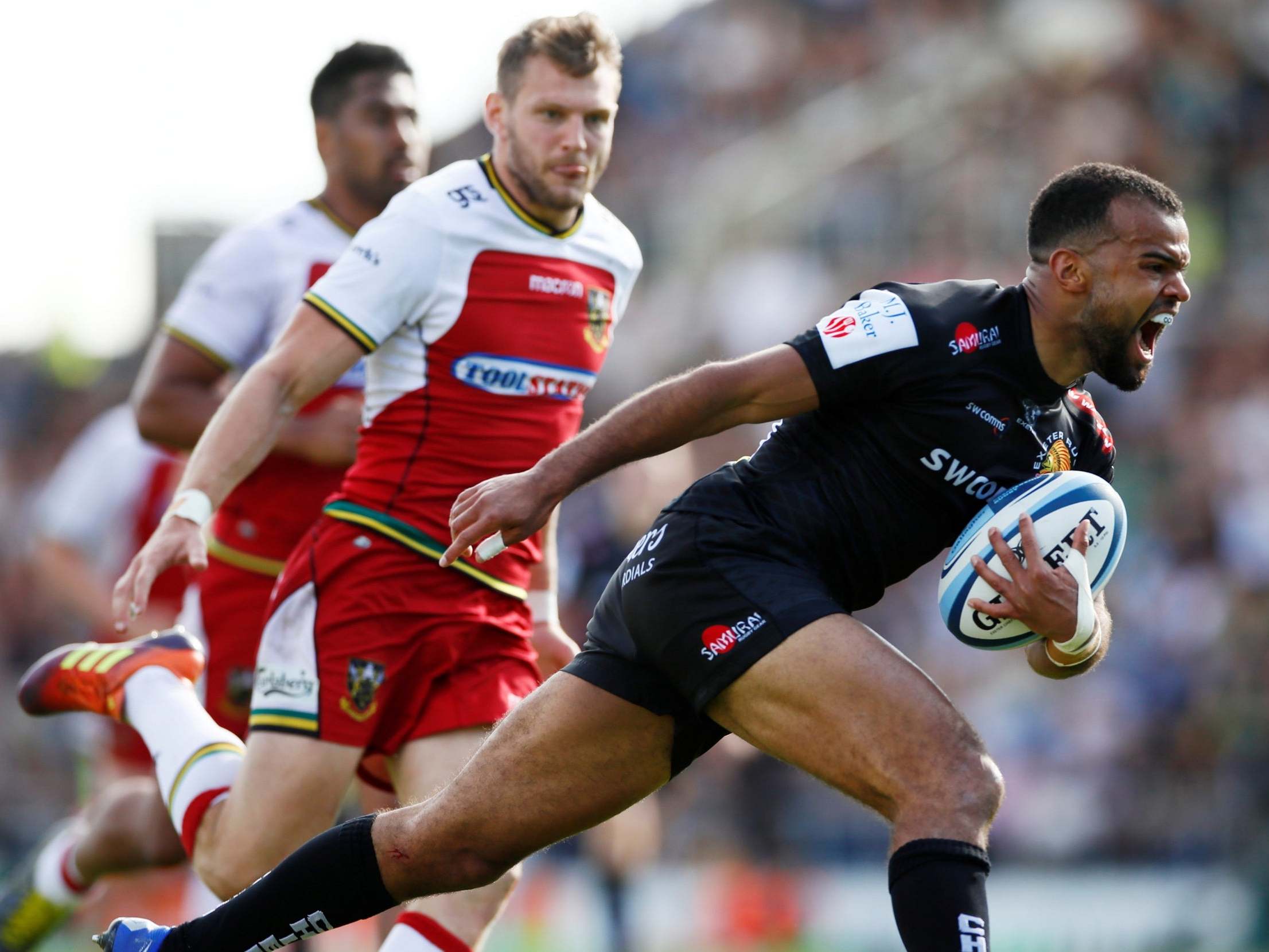 Tom O'Flaherty scores Exeter’s fourth try