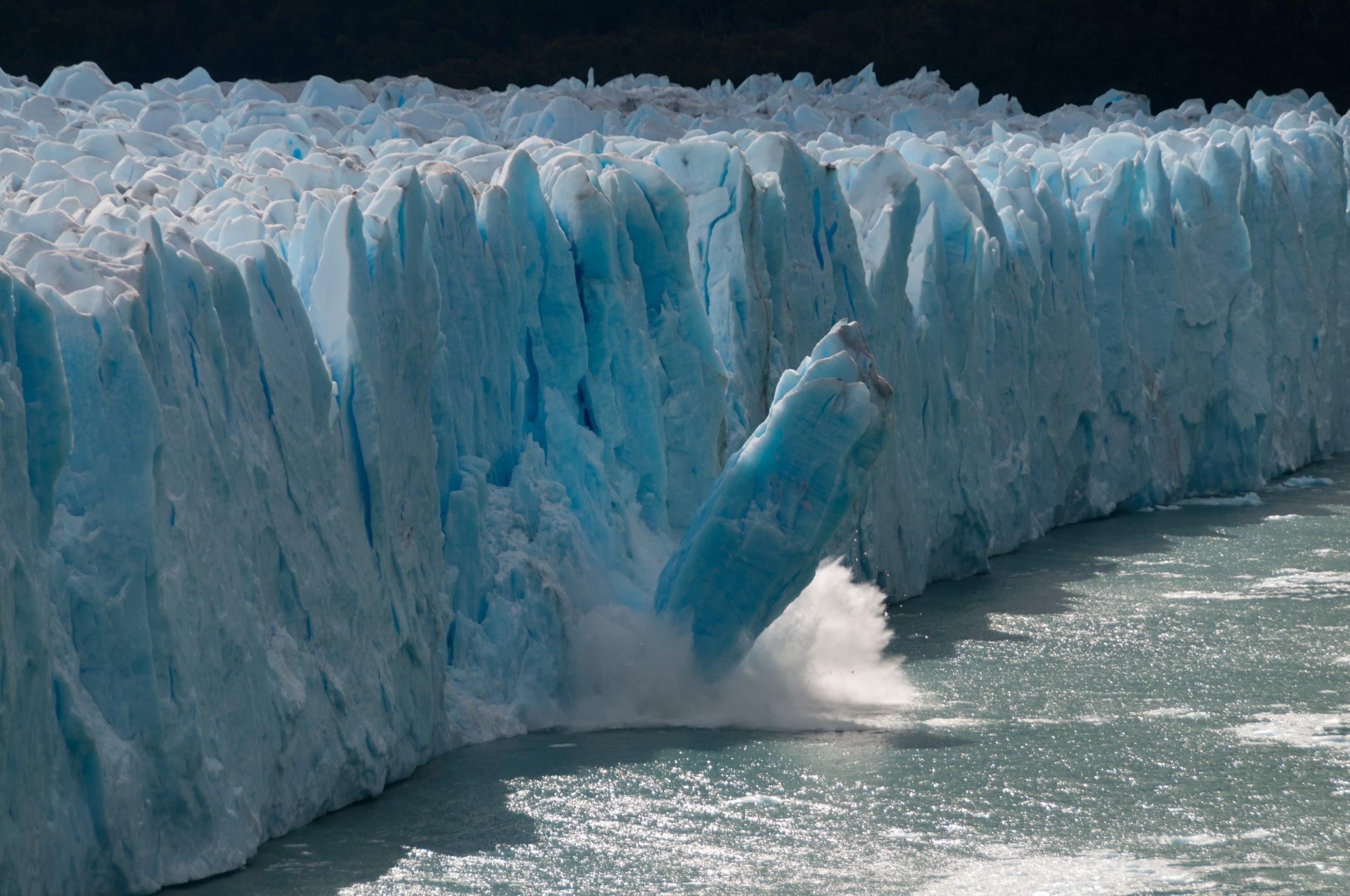 A giant piece of ice breaks off a glacier in Argentina