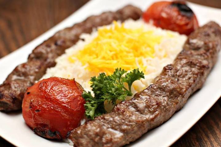 Persia on a plate: the famous chelo-kebab kubideh – rice with minced beef