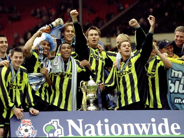 Manchester City celebrate winning 1999 Division Two play-off final