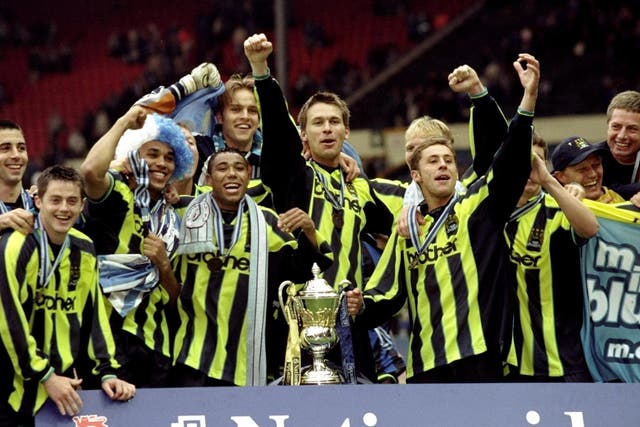 Manchester City celebrate winning 1999 Division Two play-off final