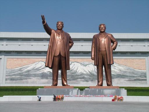 Welcome gesture: how travellers to Pyongyang are greeted