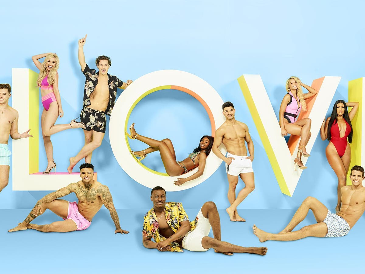 Love Island Former Contestants Reveal Secrets Behind The Itv2 Show The Independent