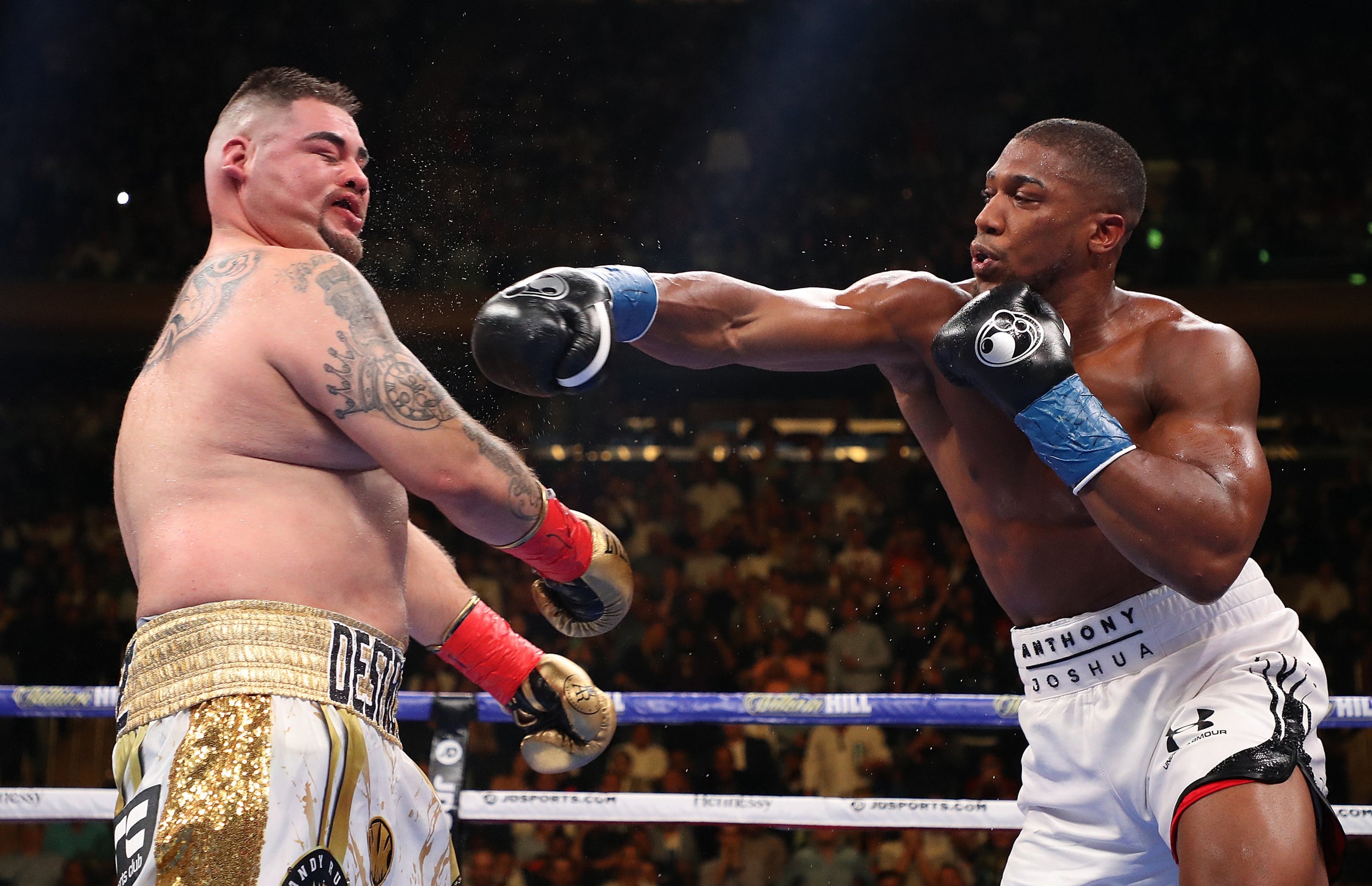 Joshua lands on Ruiz Jr (Getty)