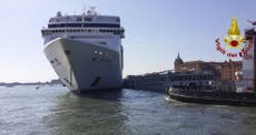 Four injured as cruise ship hits tourist boat in Venice