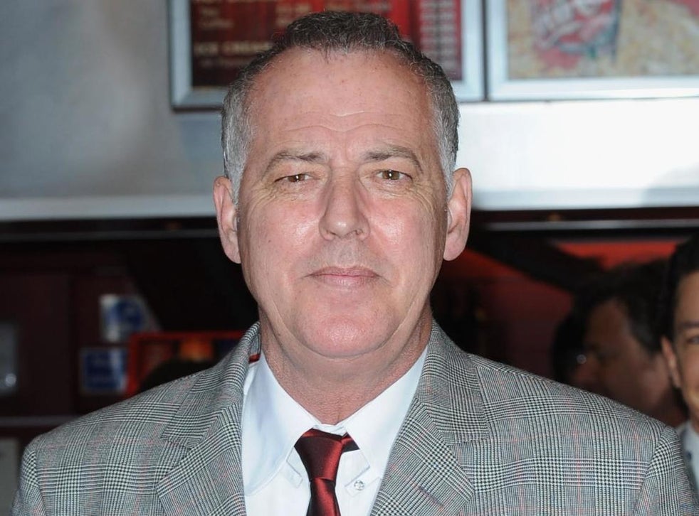 Michael Barrymore drops police compensation claim over pool death