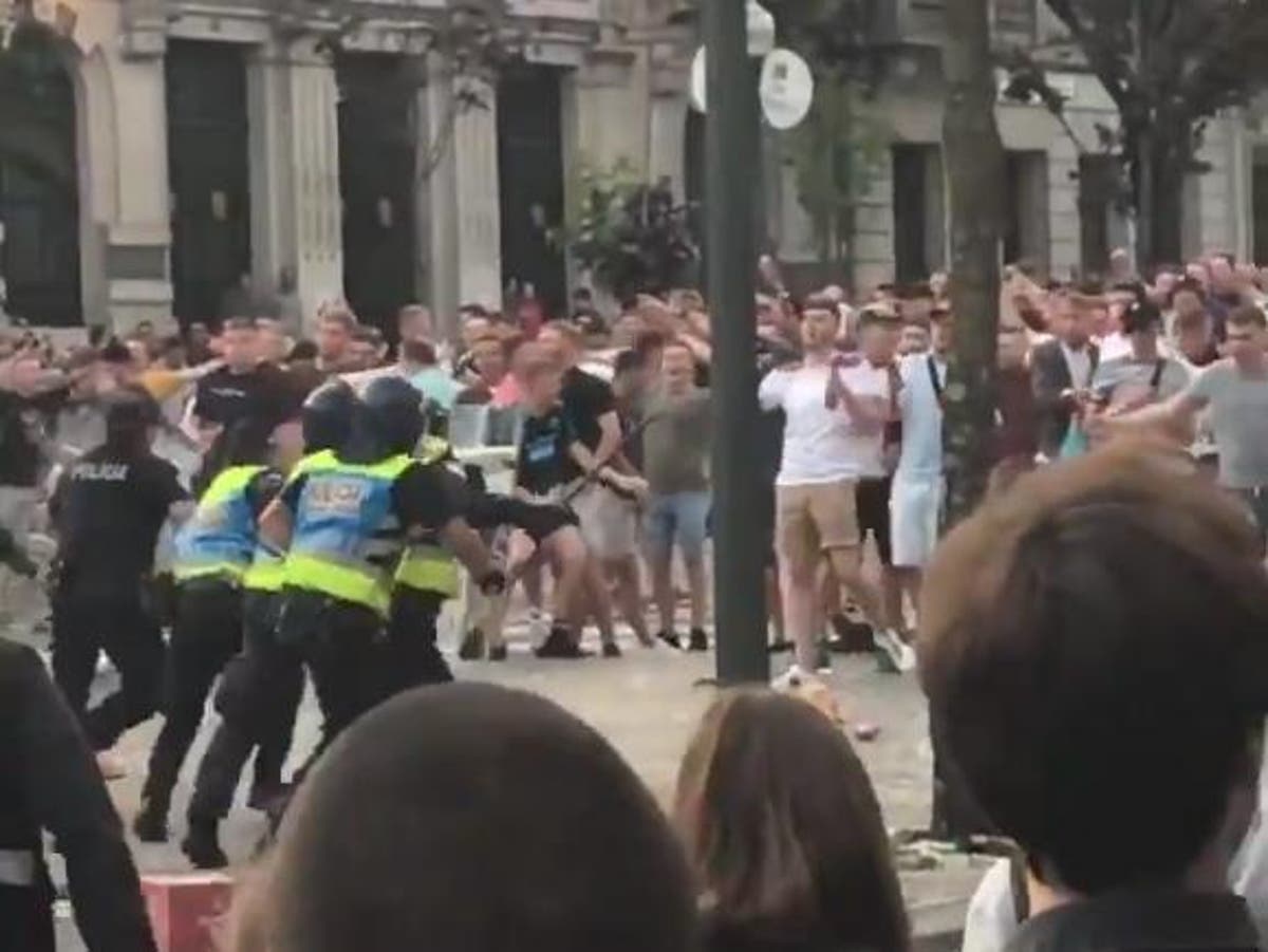 England vs Netherlands: Fans involved in violent clashes with riot ...