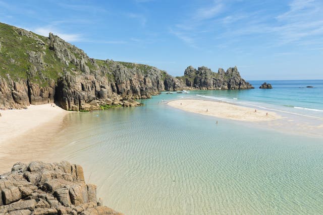 Cornwall or the Caribbean? Pedn Vounder beach in Cornwall