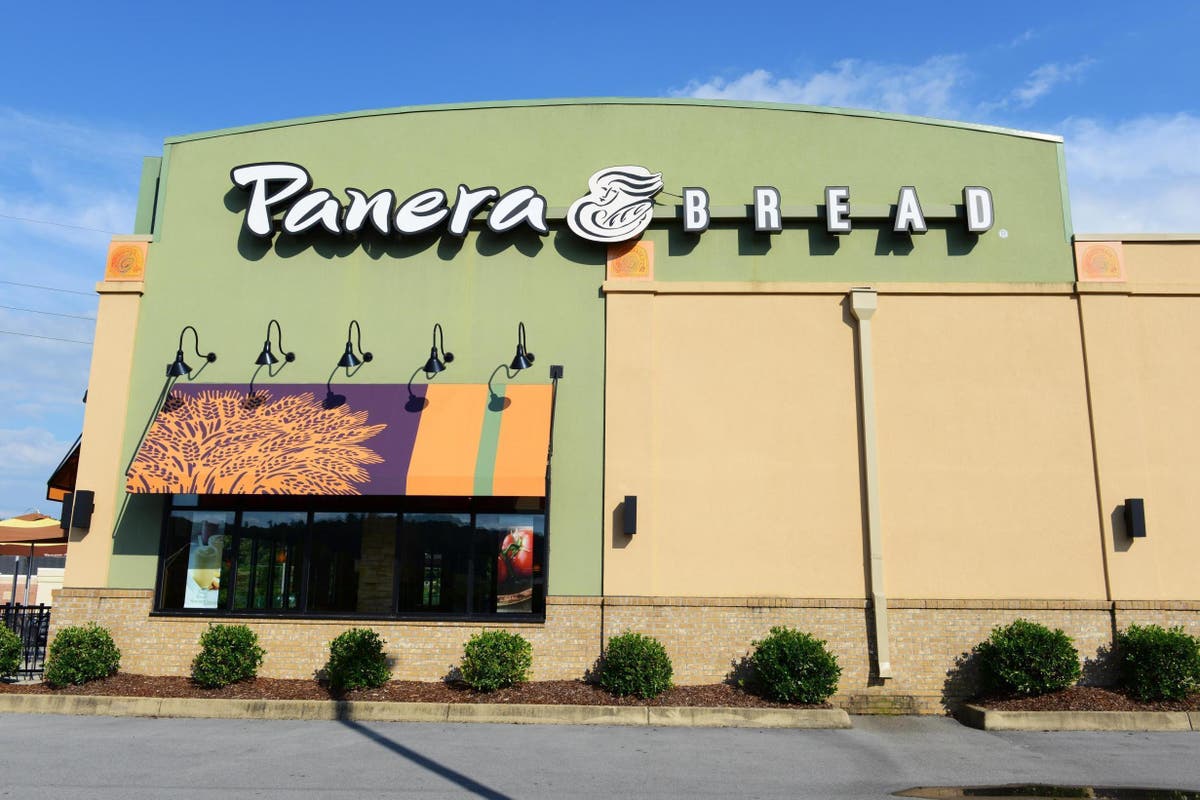 Teen claims Panera served her salad covered in blood 'Dressing doesn't