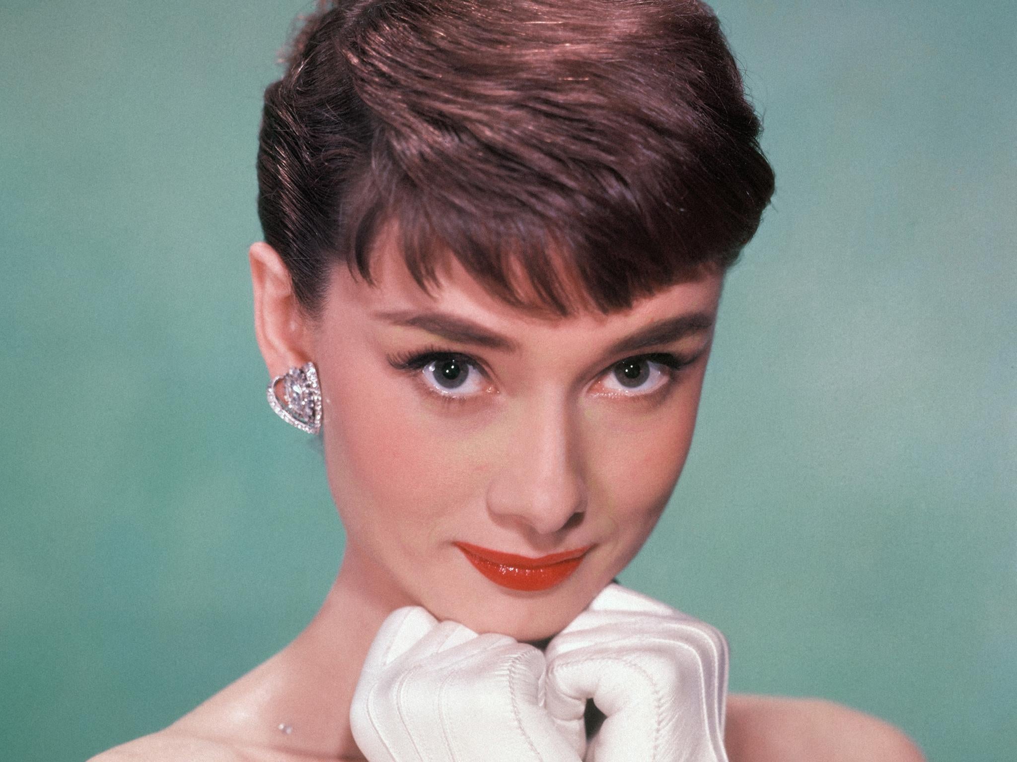 audrey hepburn earrings breakfast at tiffany's