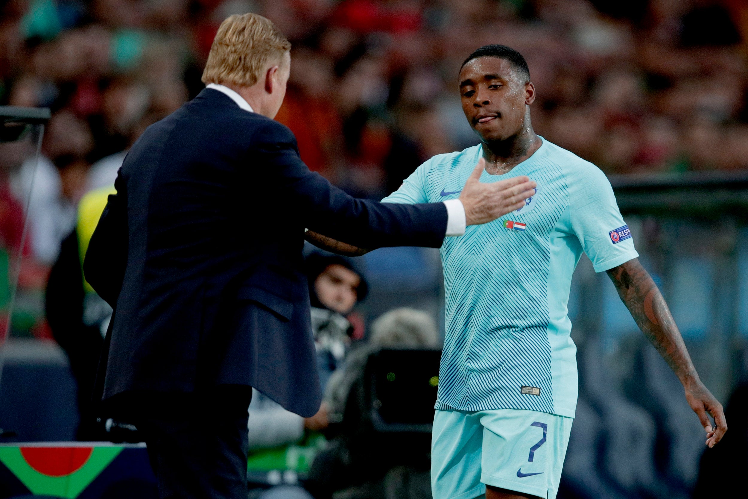 Steven Bergwijn (right) and Ronald Koeman’s relationship has seemingly deteriorated