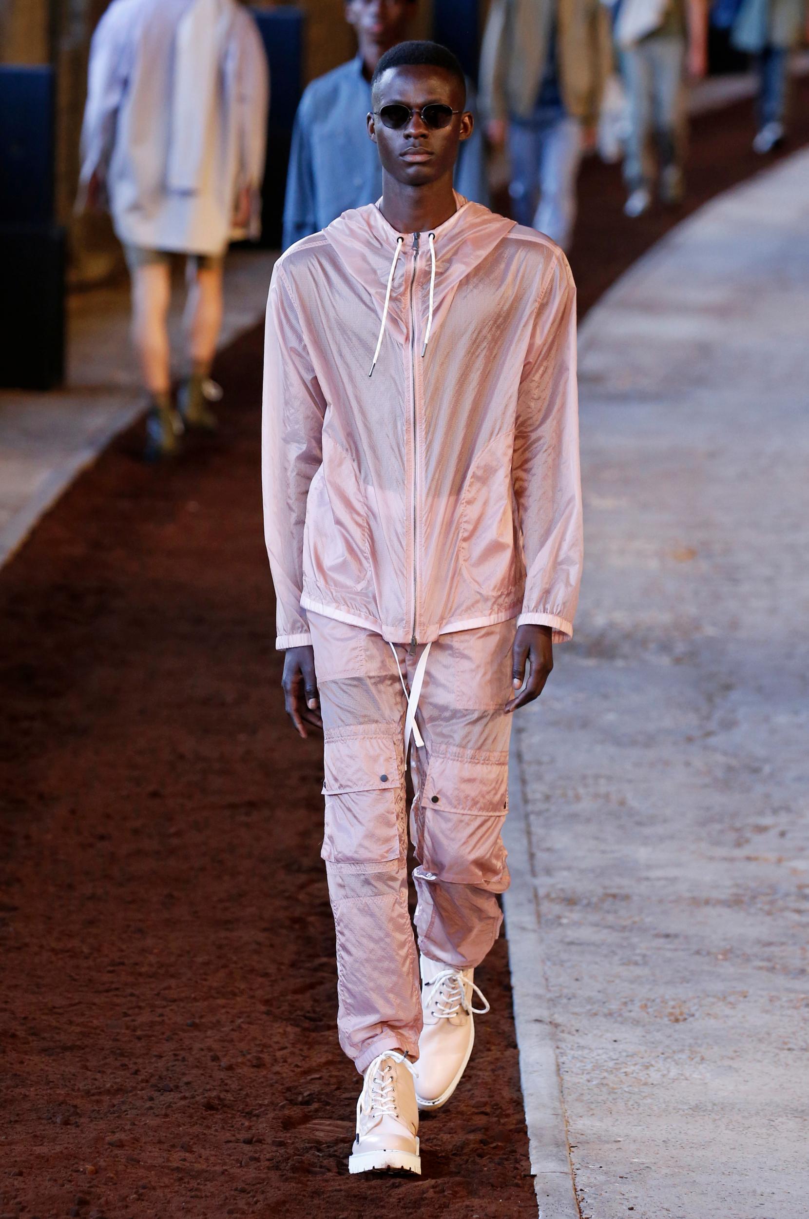 Summer Vibes Hit The Louis Vuitton Ss20 Collection