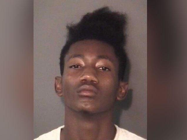 Authorities say 19-year-old susp[ect Jataveon Dashawn Hall fled from an attempted home invasion after a child in the house brandished a machete and engaged him in a fight.