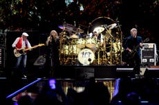 Fleetwood Mac hint at Glastonbury headline slot for 2020