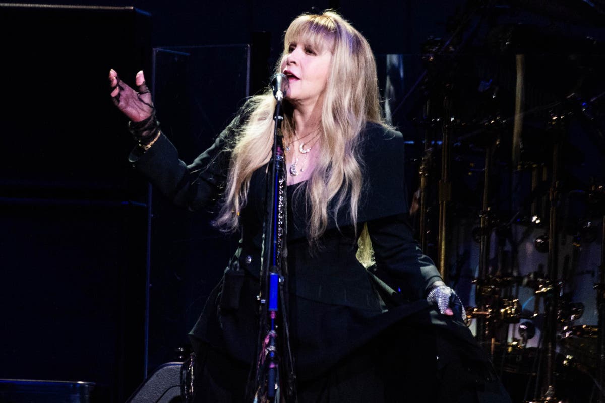 Fleetwood Mac review, Wembley Stadium: Band perform with too much zest for this to be a simple exercise in nostalgia