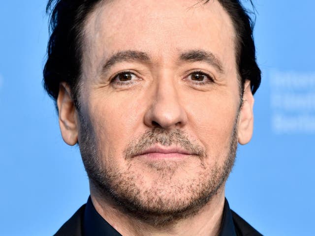 Actor John Cusack has deleted a tweet after accusations of antisemitism