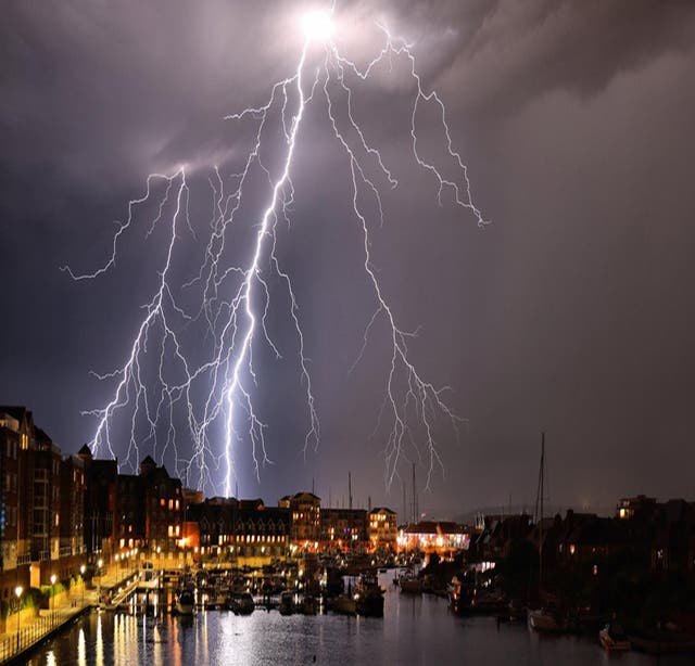 Lightning strikes 1000 times in an hour in Eastbourne | The Independent |  The Independent