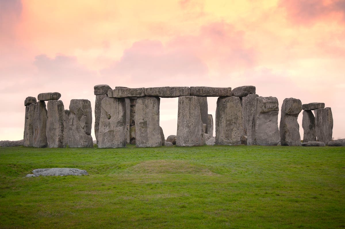 Archaeologists discover ‘astonishing’ huge circular neolithic monument ...