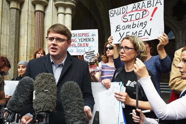 Andrew Smith, spokesperson for Campaign Against Arms Trade, outside the Royal Courts of Justice