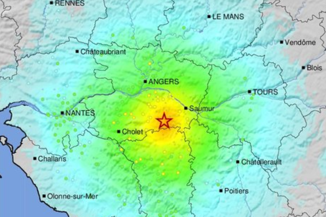 Graphic showing the epicentre of the quake 22km from Bressuire