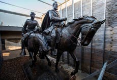 Robert E Lee statue removed after Charlottesville violence finds new home at Texas golf resort