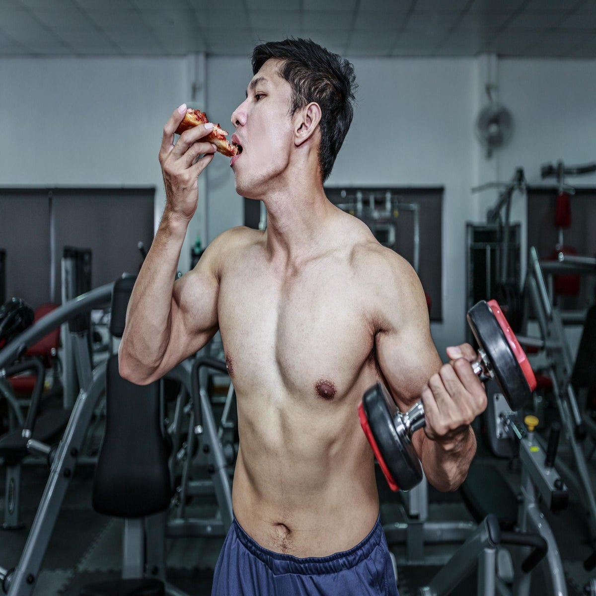 Young, fit men who eat a diet of pizza, chips and burgers have much lower  sperm count, study finds | The Independent | The Independent